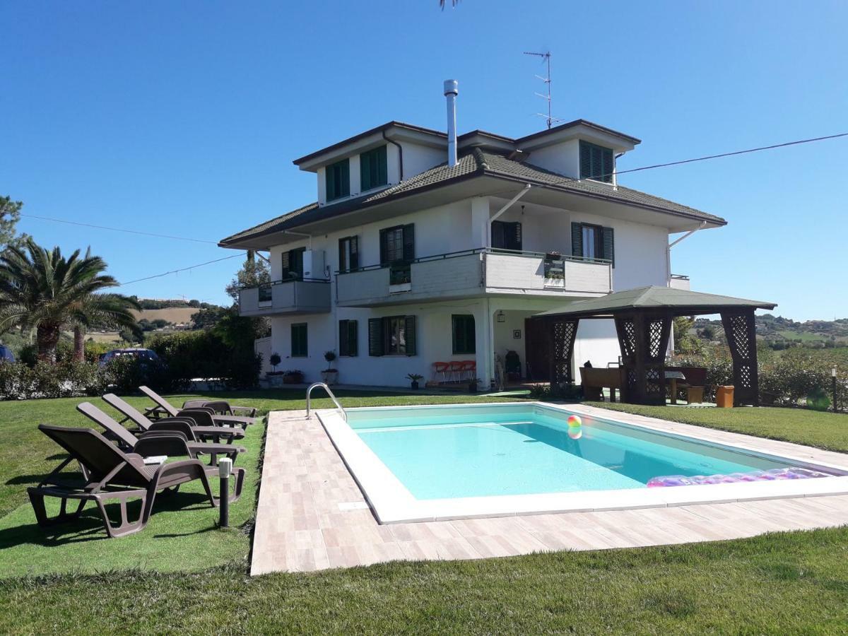 Bed and Breakfast Gli Orti Di San Giacomo à Monteprandone Extérieur photo